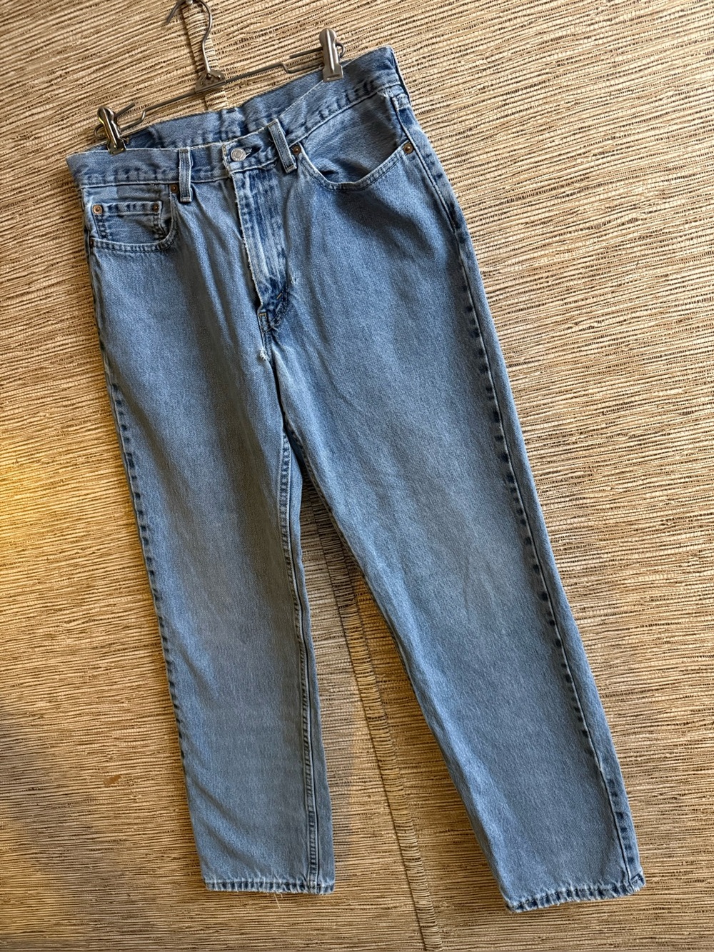 Levi’s 550 Jeans Mens Size 32x32 Blue Fair Thrash Destroy 100% Cotton Mexico